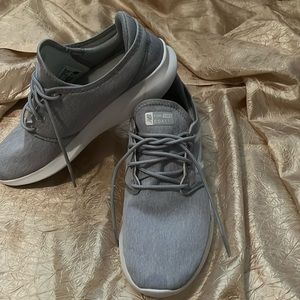 New Balance Response 2.0 sneakers